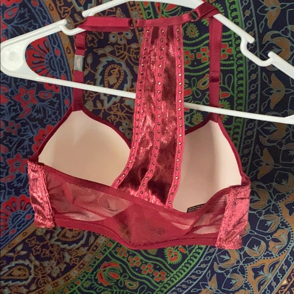 Maroon Victoria Secret Bra - Picture 2 of 3